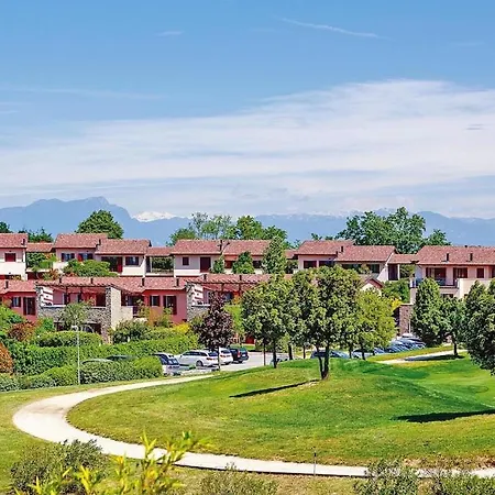 Residence Golf, Peschiera * ペスキエーラ・デル・ガルダ