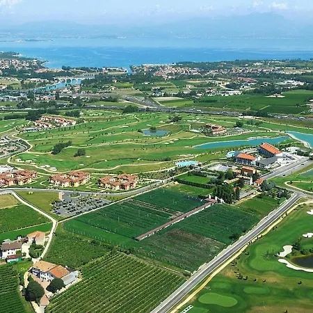 Residence Golf, Peschiera アパート *