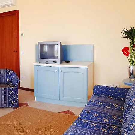 Residence Golf, Peschiera * ペスキエーラ・デル・ガルダ